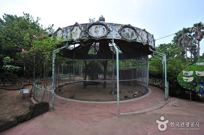 Hallim Park (한림공원)