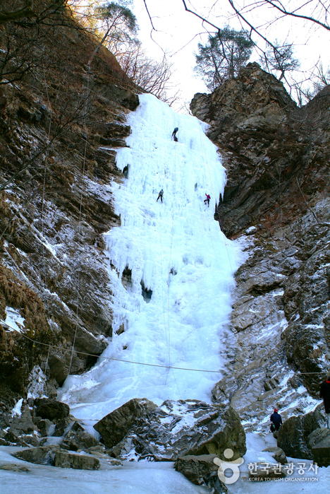 Gugok Falls (구곡폭포)