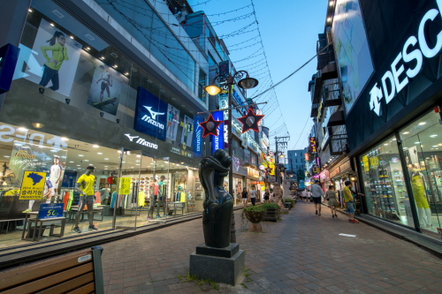 Rue Seongan-gil à Cheongju (청주 성안길)