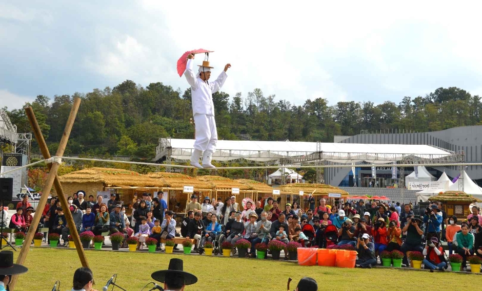 Festival de Música Tradicional Nangye en Yeongdong (영동난계국악축제)