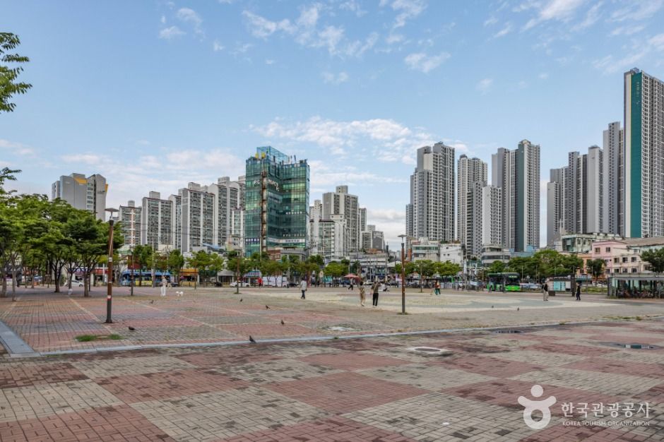 동인천역 북광장