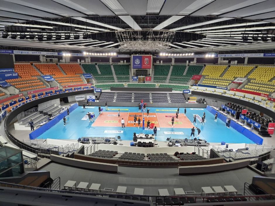 thumbnail-한밭종합운동장-12