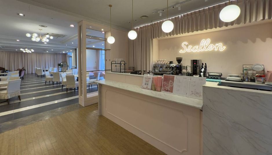 포천_아도니스호텔_카페 (1)