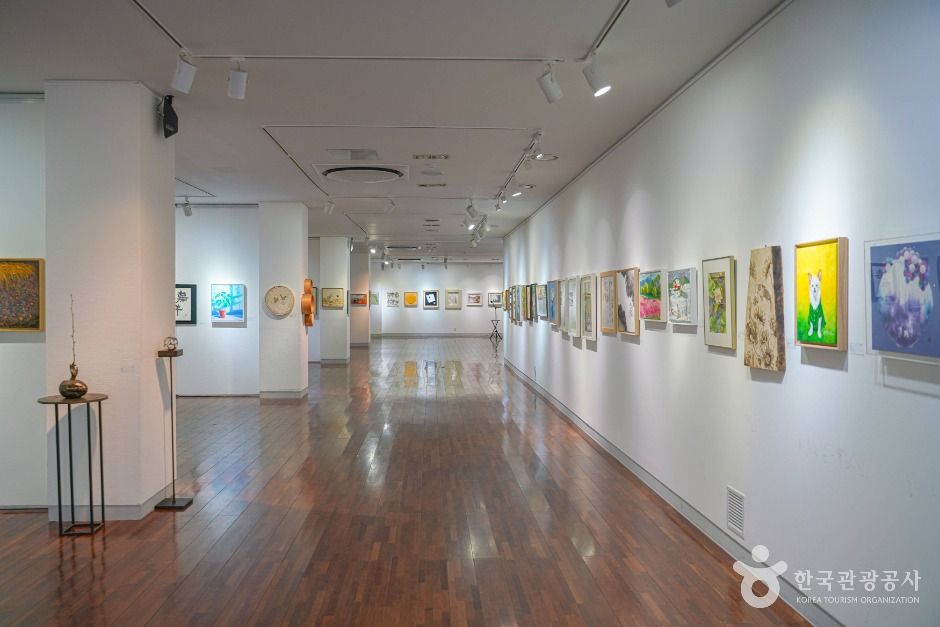 수원시립만석전시관