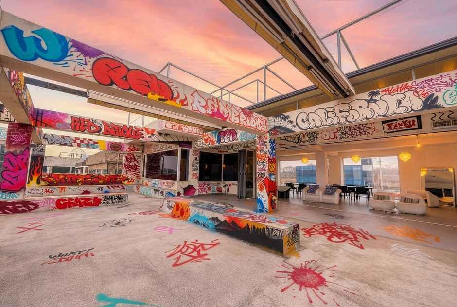 thumbnail-레드브리끄-1