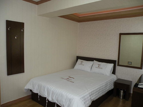 Tae Gong Gak Inn & Guesthouse (태공각호텔)