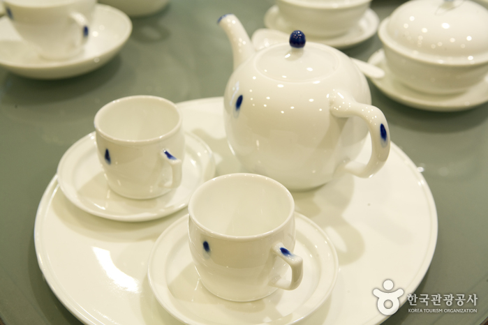 熱い販売 碗/鉢 パクヨンス 朴英淑 白磁 Young Park 陶芸 熱い販売 碗/鉢 パクヨンス 朴英淑 白磁 Young Park 陶芸