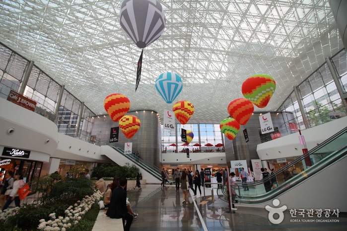 thumbnail-Convention and Exhibition Center (COEX) (한국종합무역센터(코엑스))-8