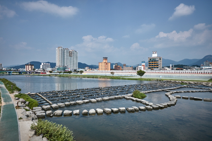 Fluss Tamjingang (탐진강)