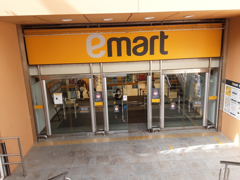 [事後免稅店] E-Mart (蓮堤店)(이마트 연제)