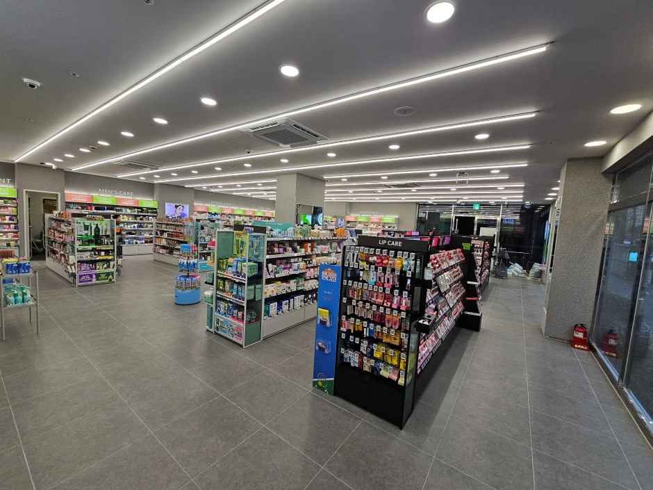 thumbnail-올리브영 거제아주점-1