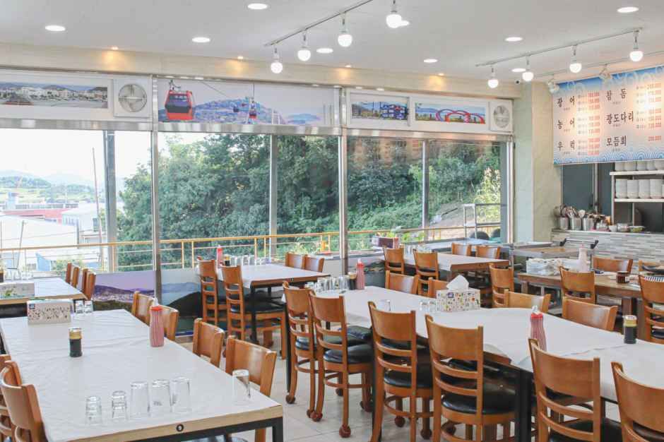 thumbnail-유명횟집-2