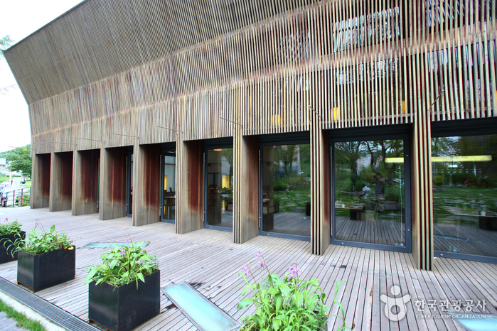 Heyri Artvalley (헤이리 문화예술마을)