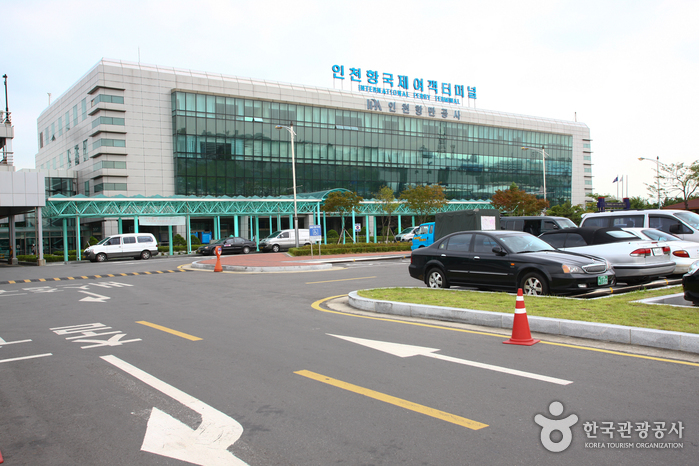 Порт Инчхон, Международный пассажирский терминал в Инчхоне (인천항여객터미널)