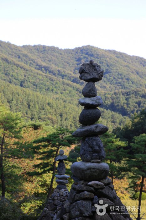 Wawoojongsa Temple (Waujeongsa) (와우정사)