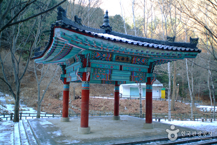 Gugok Falls (구곡폭포)