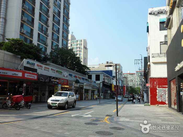 Rue Apgujeong Rodéo (압구정 로데오거리)