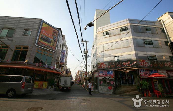 Calle del Tongdak de Suwon (수원통닭거리)