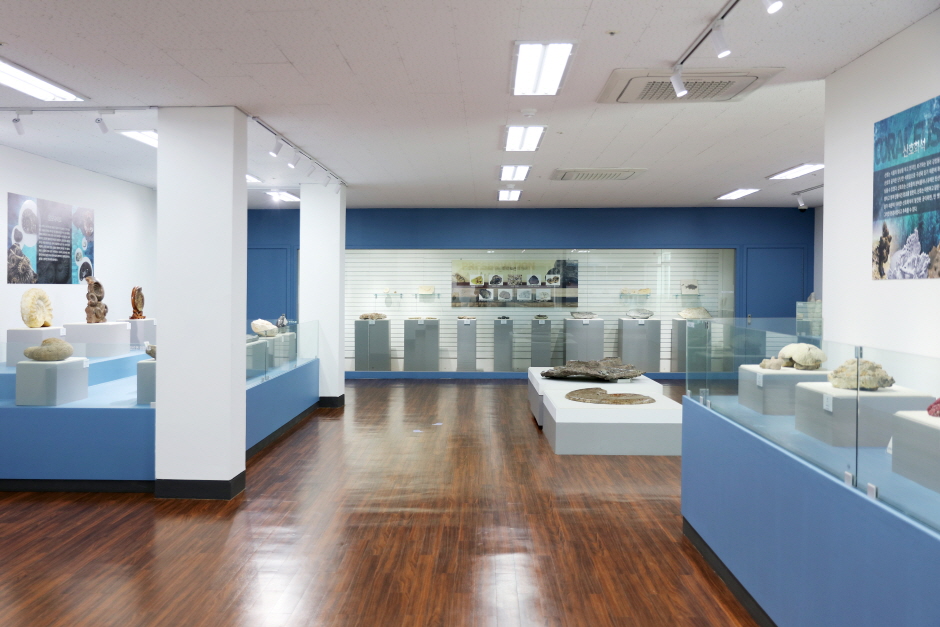 세계화석광물박물관