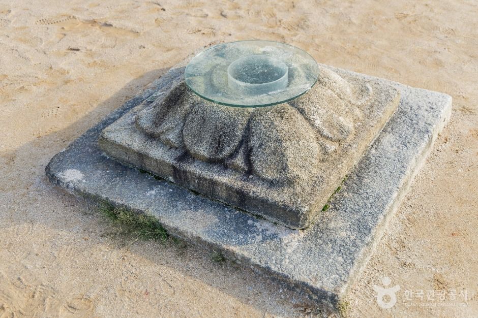 미륵사지 석등하대석