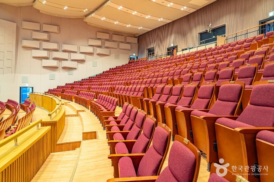 포스코광양백운아트홀