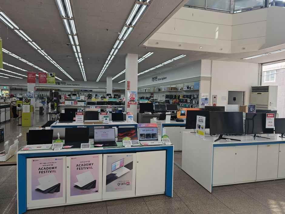 thumbnail-Lotte Himart - Sanbon Branch [Tax Refund Shop](롯데하이마트 산본점)-4