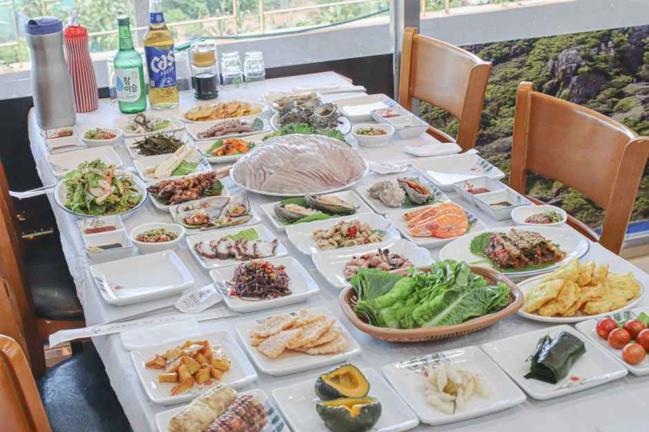 thumbnail-유명횟집-3