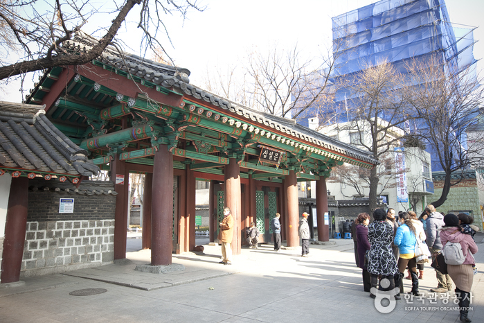 Tapgol Park (서울 탑골공원)