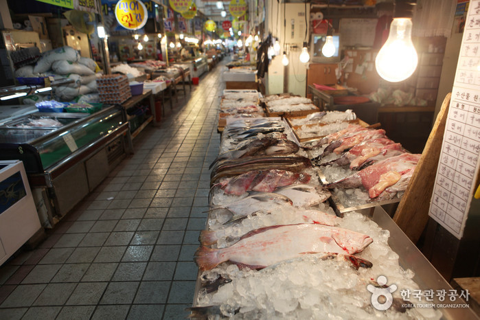 Jayu-Markt Mokpo (Nachtmarkt Namjin) (목포 자유시장 (남진야시장))