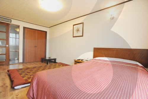 Utopia Hotel (유토피아관광호텔)