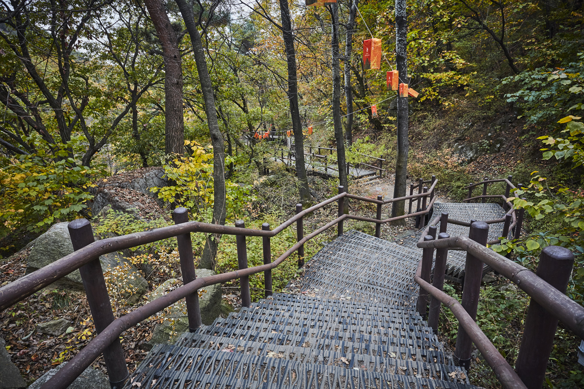 Национальный парк гор Пукхансан в Сеуле (북한산국립공원(서울))