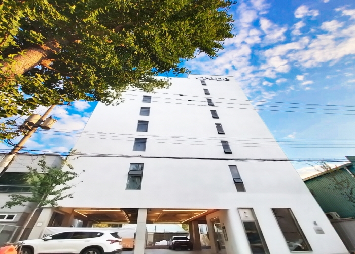 Hotel Crape (호텔크라페 성서점)