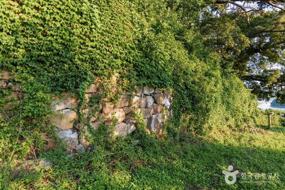 강진마도진만호성지