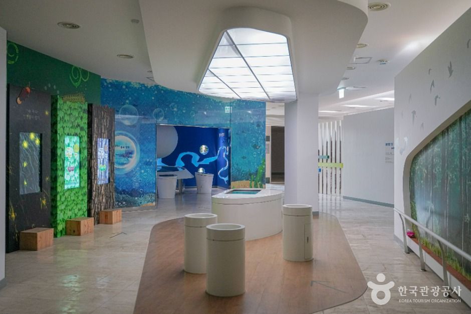 thumbnail-용담댐 물 문화관-4