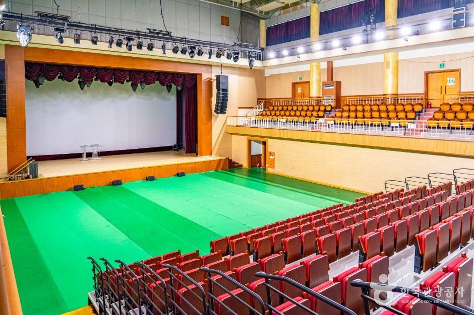 무주_무주예체문화관 (2)