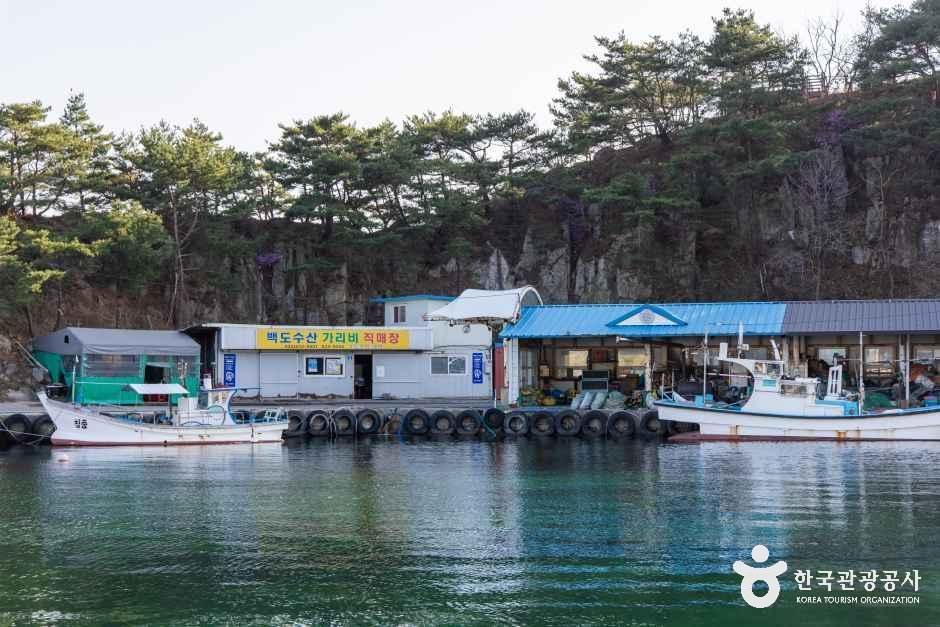 thumbnail-백도항(문암1리항)-4