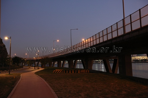 Terrasse des Berges de Mangwon (망원한강공원)