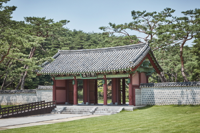 Königsgrab Yeongneung [UNESCO-Welterbe] (여주 영릉)