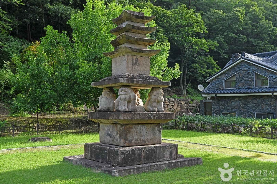 제천 사자빈신사지 사사자 구층석탑