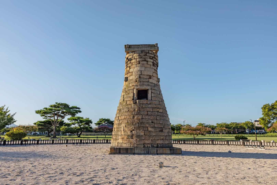 慶州 瞻星台（경주 첨성대）