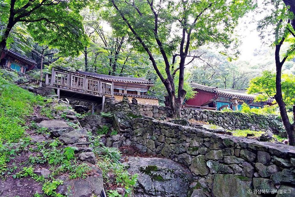 단석산