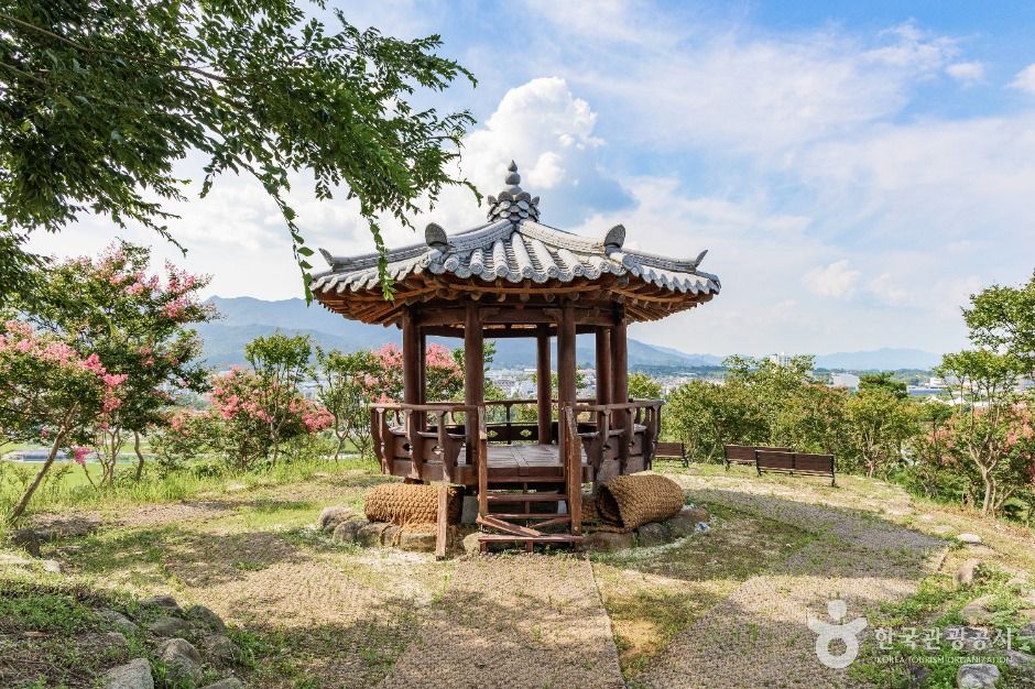 충의공원