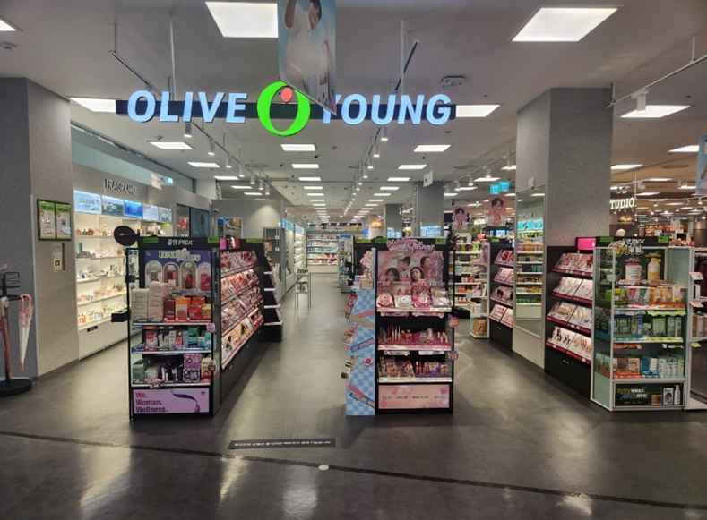 [事後免税店]Olive Young・ホームプラスオサン（烏山）店(올리브영 홈플러스 오산점)