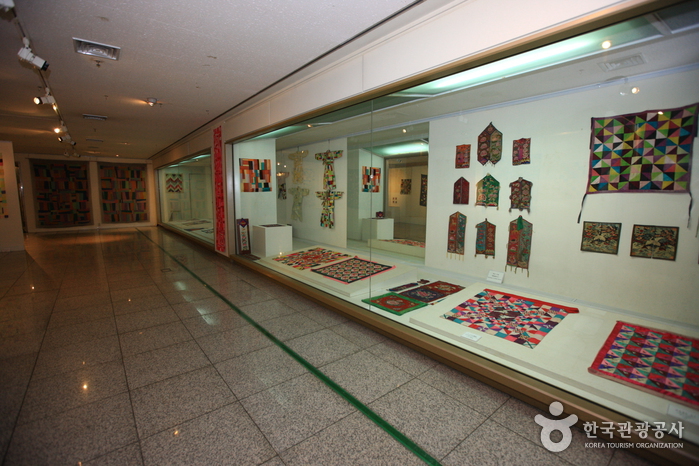 Chojun-Museum für Textil- und Quiltkunst (초전섬유ㆍ퀼트박물관)