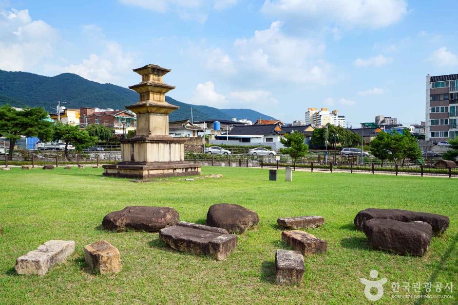 창녕 술정리 동 삼층석탑