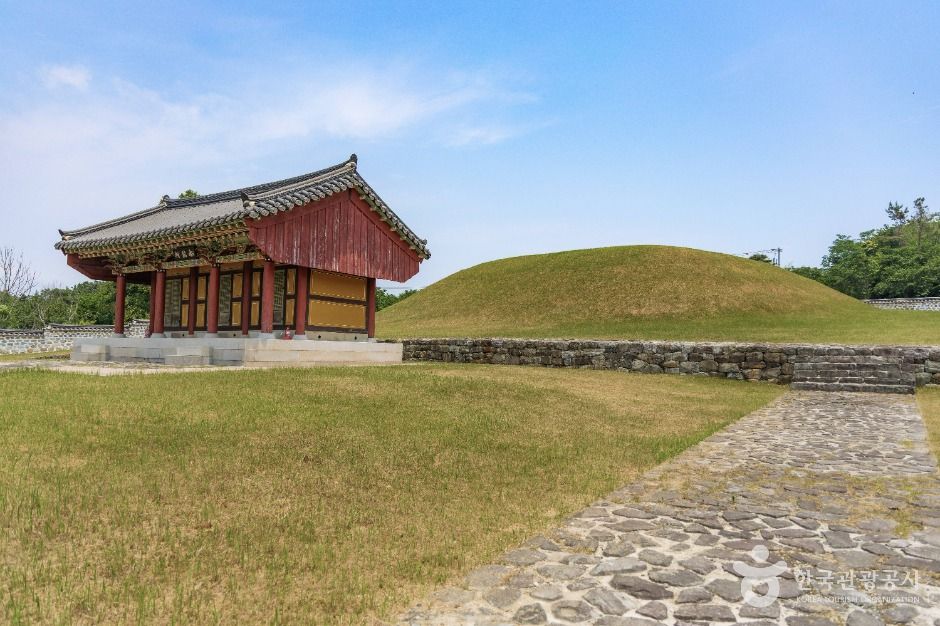 조명군총
