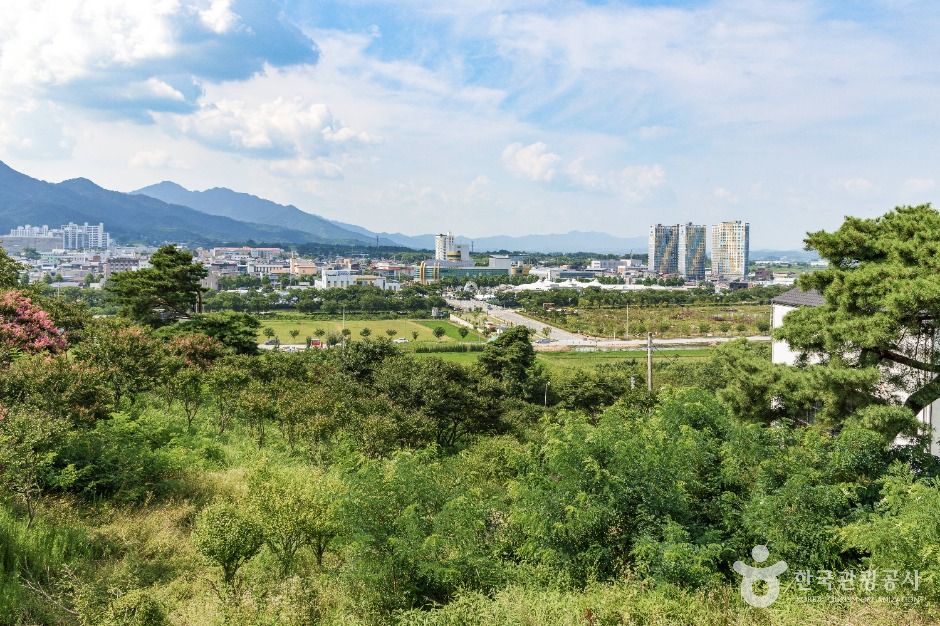 충의공원