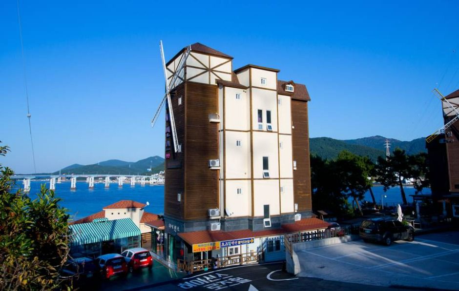 통영_히아신스펜션_외부 (2)