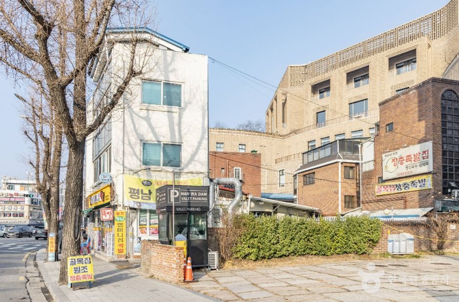 장충동 족발 골목