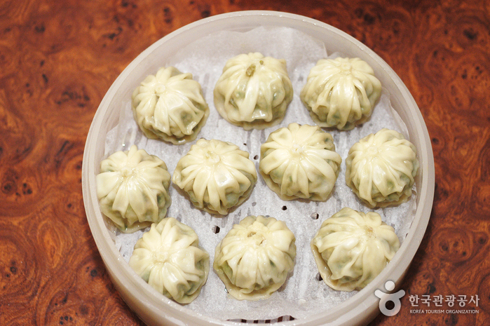 明洞饺子（명동교자）